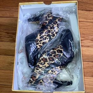 Bella Vita Leopard Print Booties